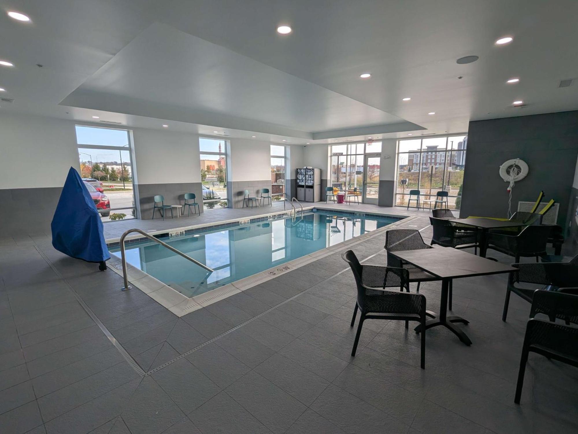 Home2 Suites By Hilton Cincinnati Midtown Oakley Екстериор снимка